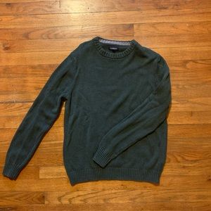 Size M Croft&Barrow Forest Green Sweater